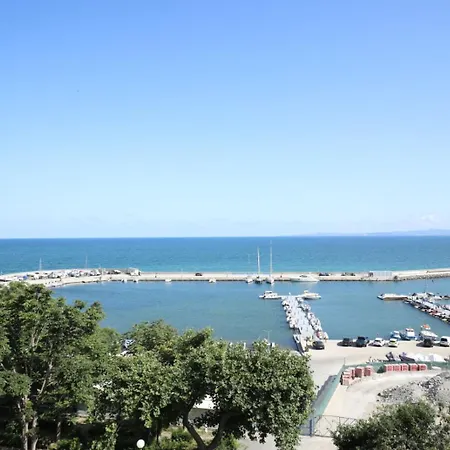 Family White House Hotel Pomorie
