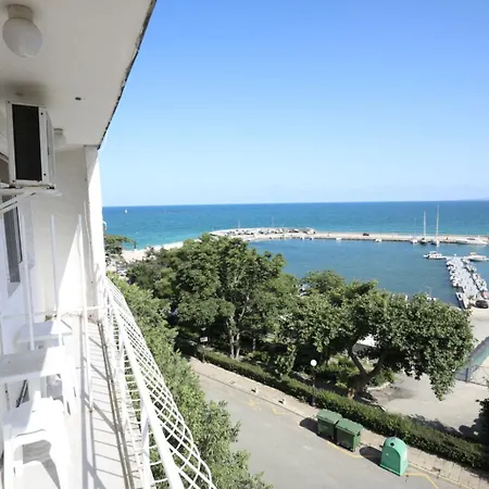 Hotel Family White House Pomorie